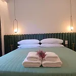 Apartment Muses Luxury