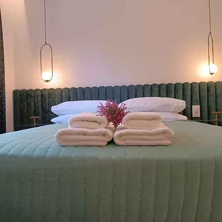 Muses Luxury Apartment *