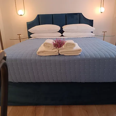 Muses Luxury Apartment *
