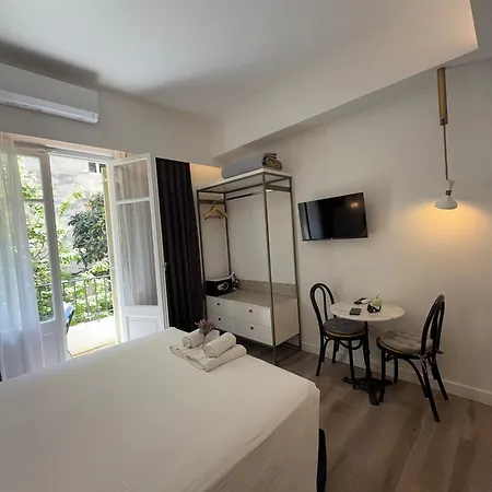 Muses Luxury Corfu (city)
